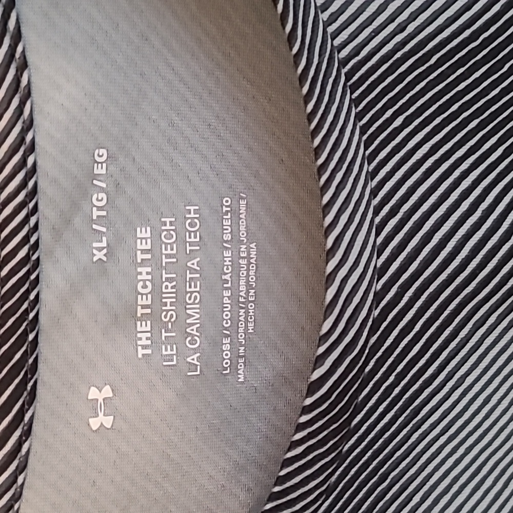 The Tech tee - Picture 3 of 6